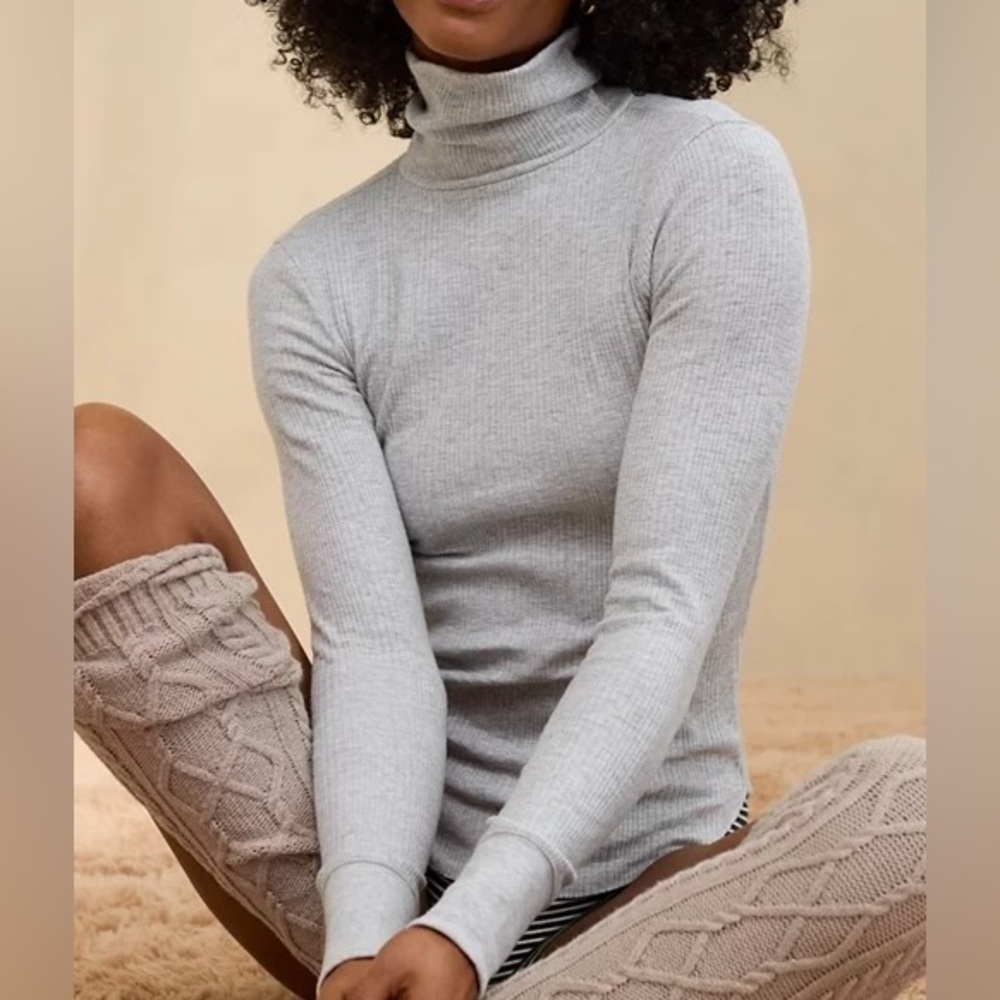 ❄️Aerie, Size Large, Color Gray, Essential Turtleneck Layering T-Shirt